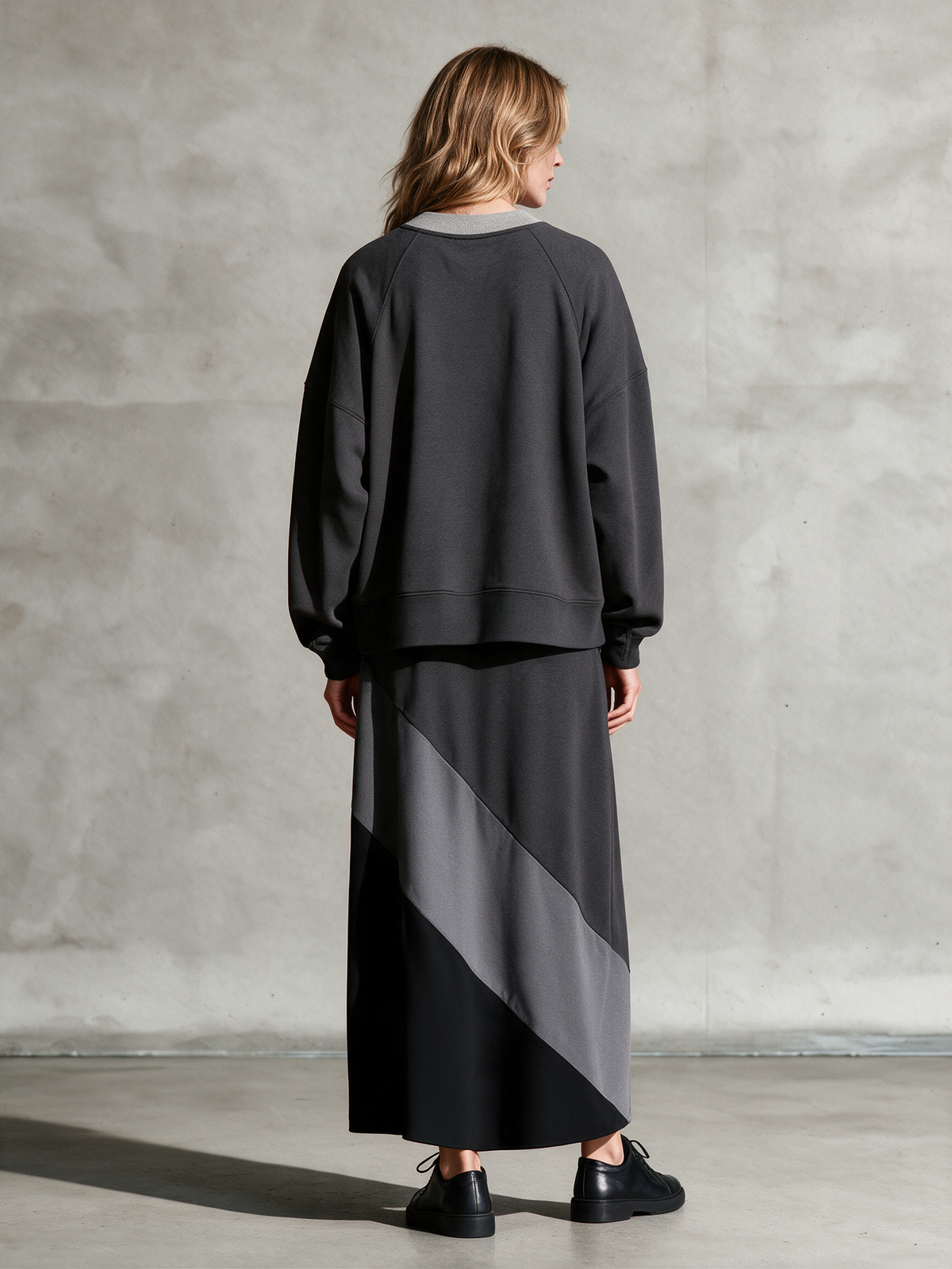 Women's Charcoal Oversized Crewneck Sweatshirt & Diagonal Color‑Block Maxi Skirt Two‑Piece Set