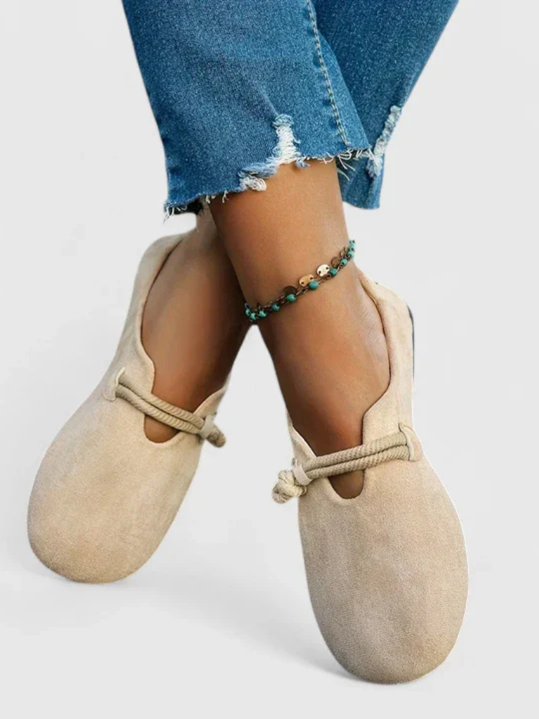 AVELISSE COMFORT SHOES