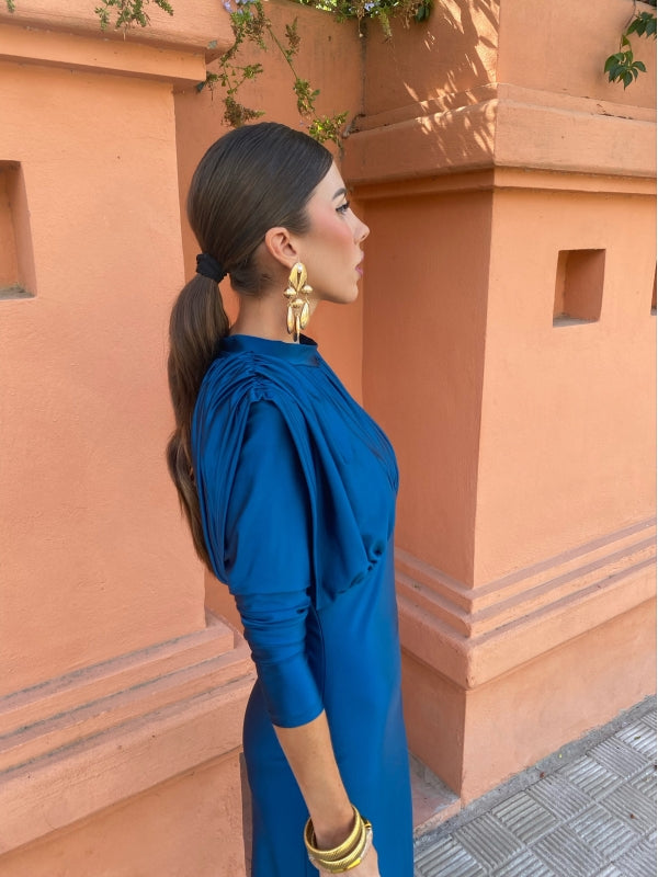 Nora blue